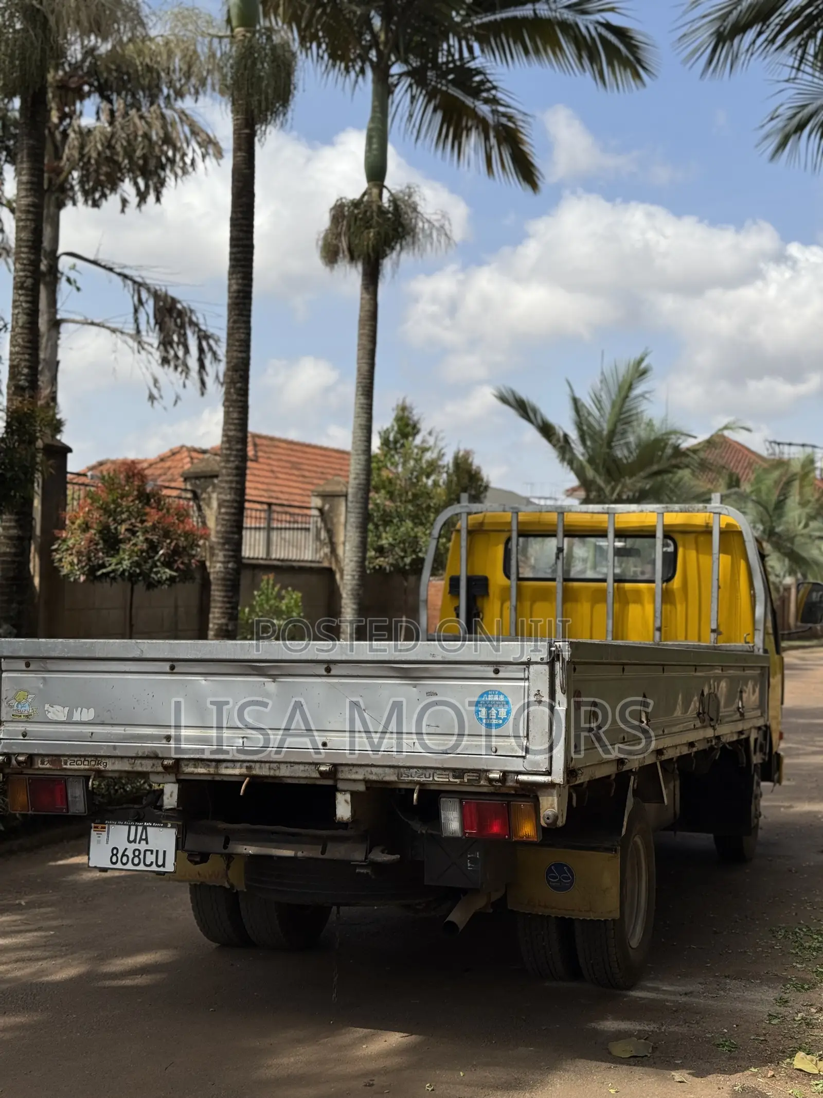 Mitsubishi Canter 1999 Yellow
