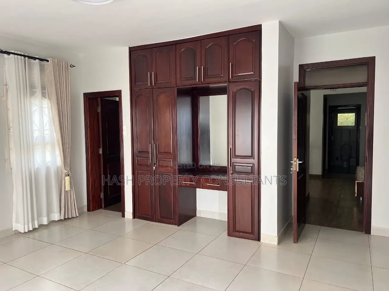 4bdrm Duplex in Lubowa, Central Division for rent
