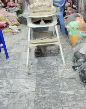 High Feeding Chair