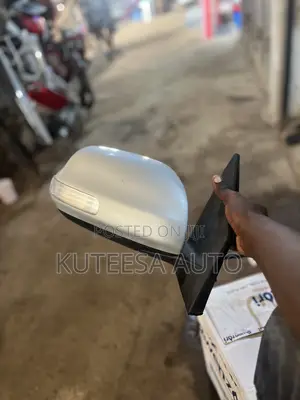 Rv4 2007 Side Mirror
