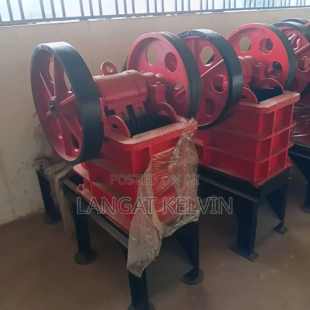 Brand New Heavy Duty Stone Jaw Crusher Machine Complete Set