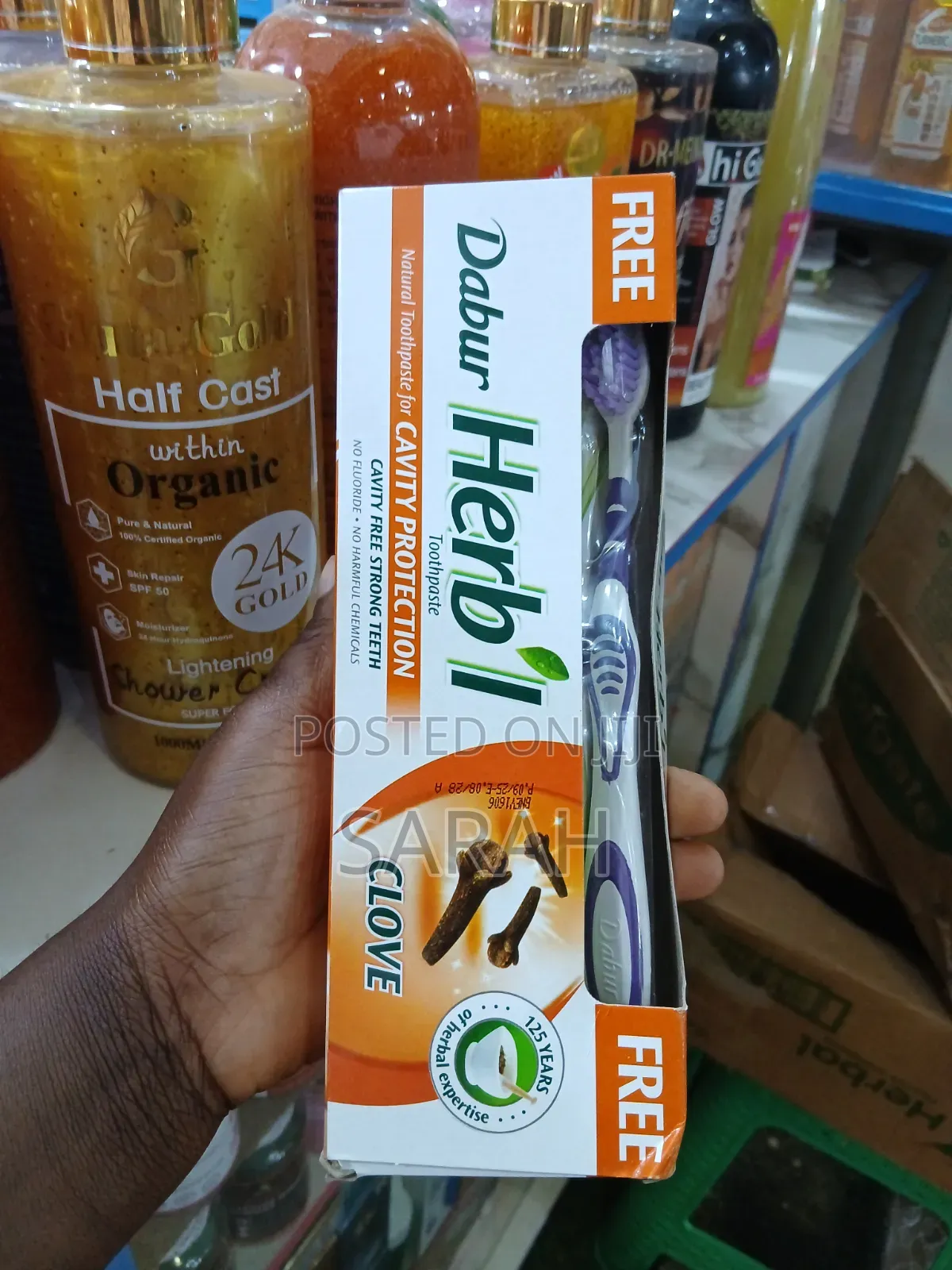 Dabur Herbal Toothpaste