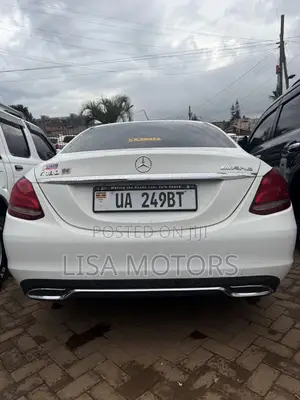 Mercedes-Benz C180 2015 White