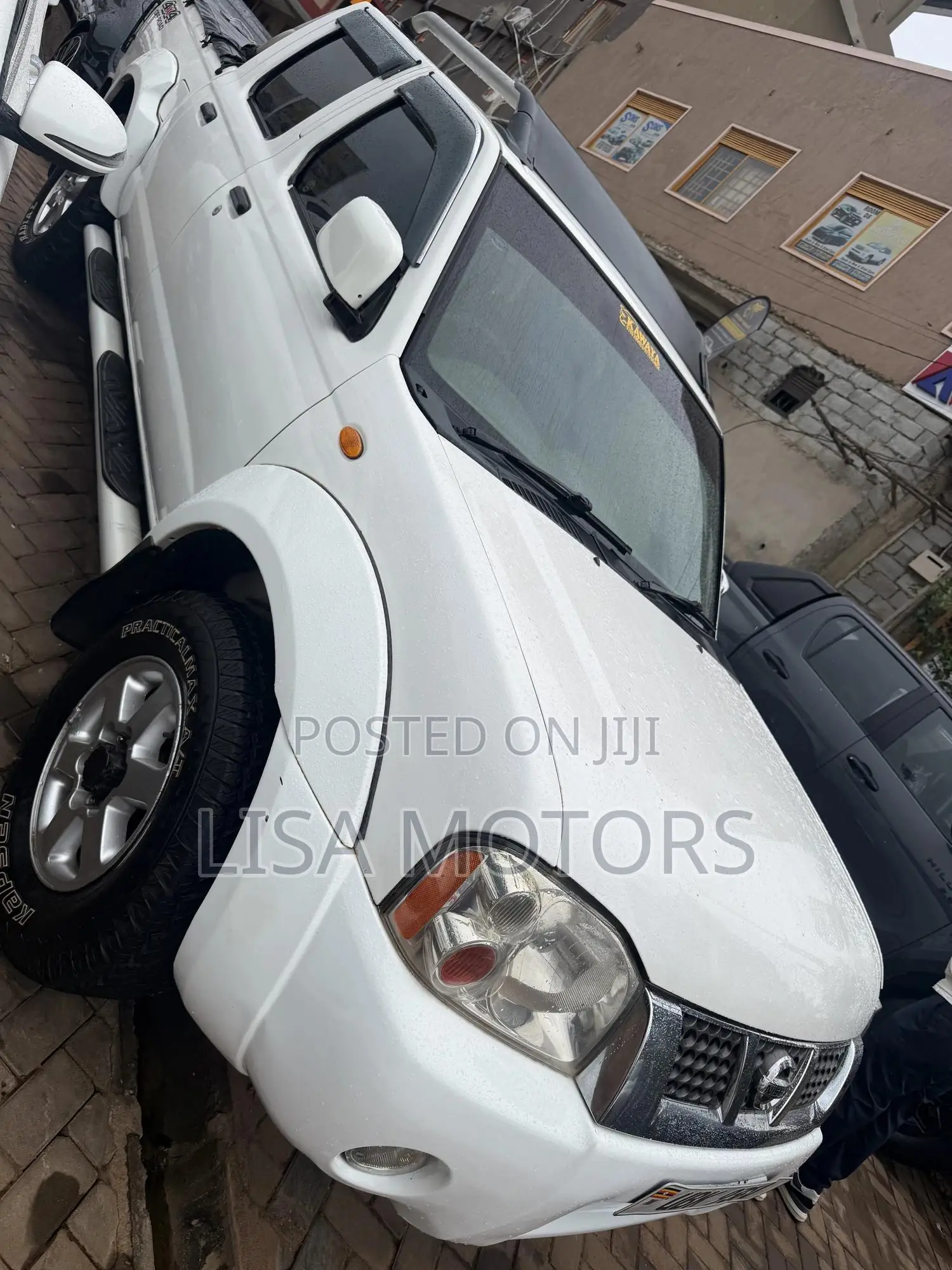 Nissan Hardbody 2008 White