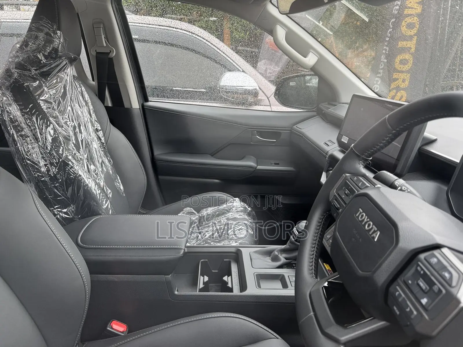 New Toyota Hilux 2024 Gray