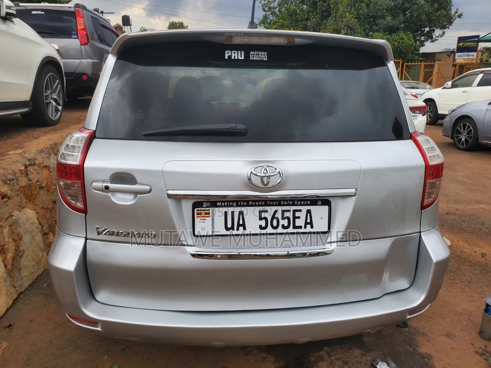 Toyota Vanguard 2010 Silver