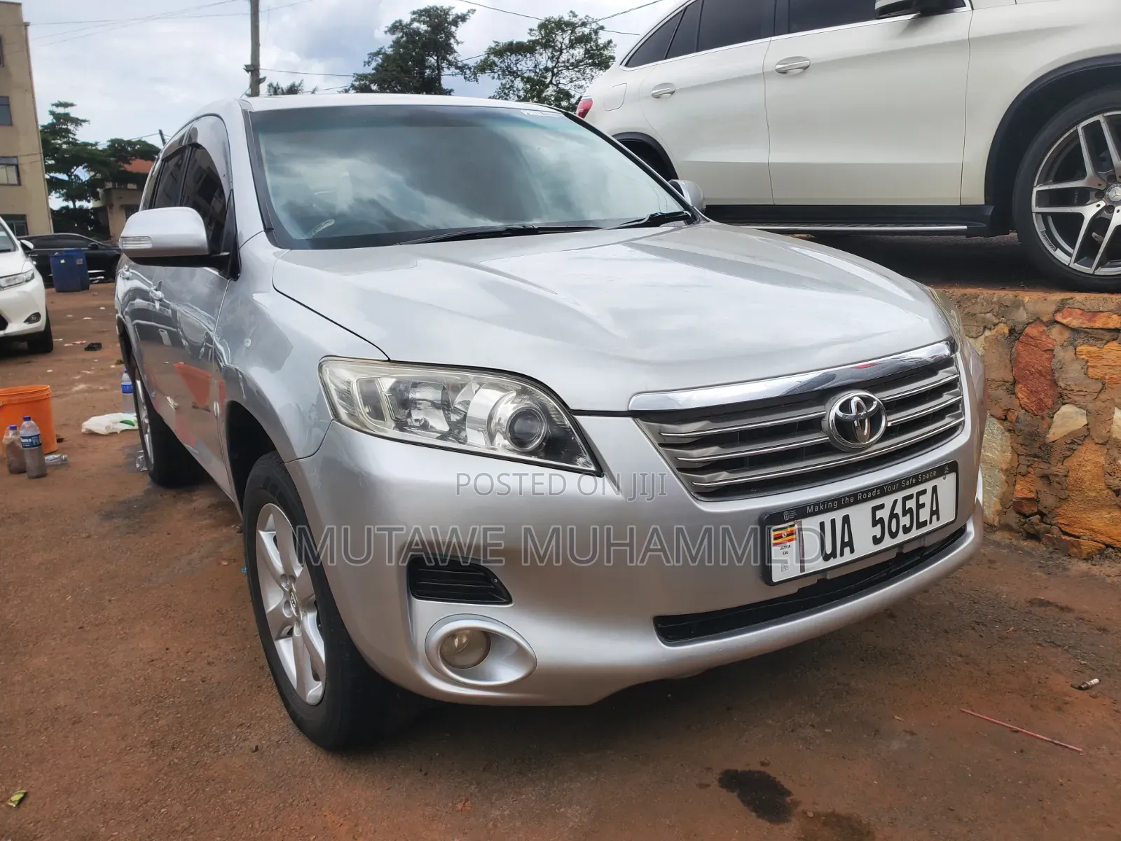 Toyota Vanguard 2010 Silver