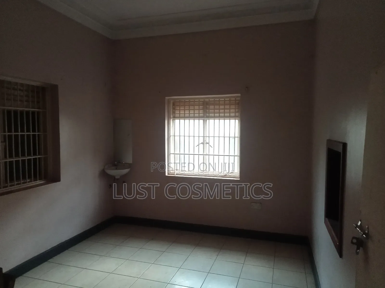 3bdrm House in Central Division for rent