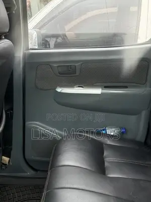 Toyota Hilux 2009 Silver