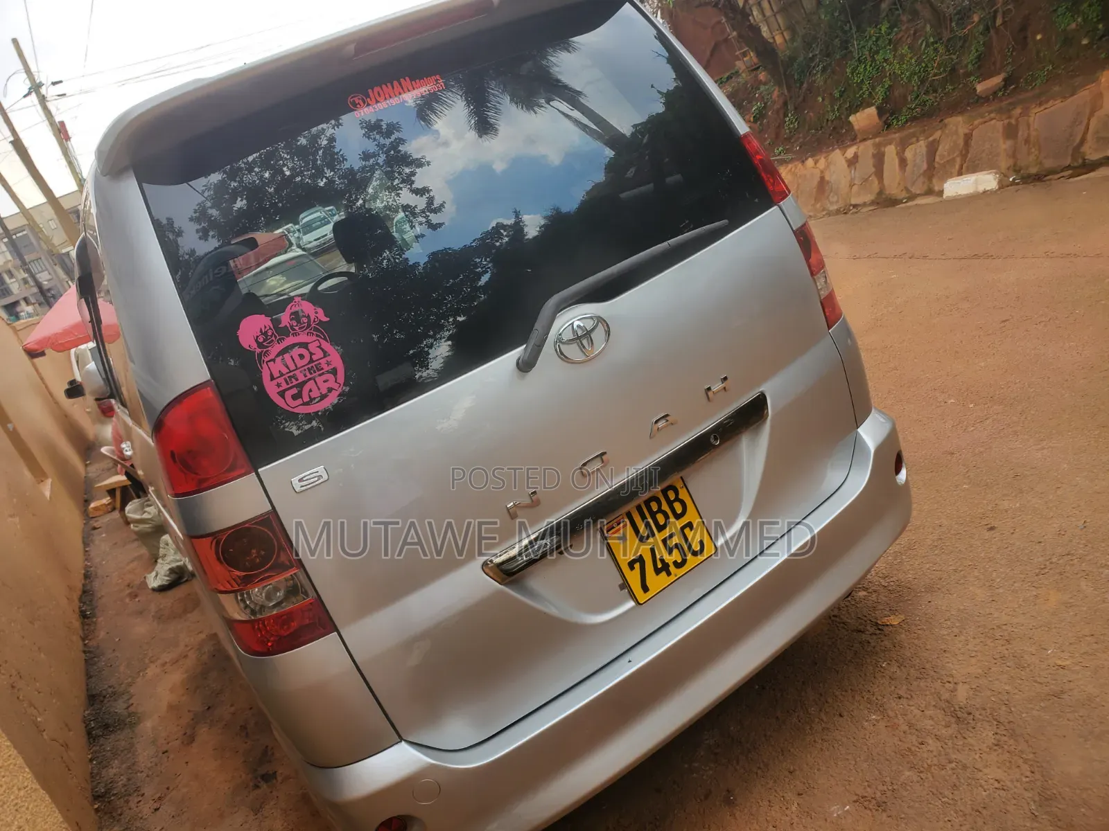 Toyota Noah 2007 Silver