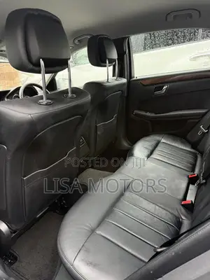 Mercedes-Benz E300 2011 Silver