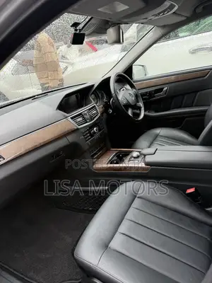 Mercedes-Benz E300 2011 Silver