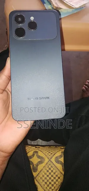 Tecno Spark 40 128 GB Black