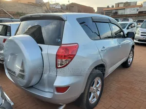 Toyota RAV4 2010 Silver