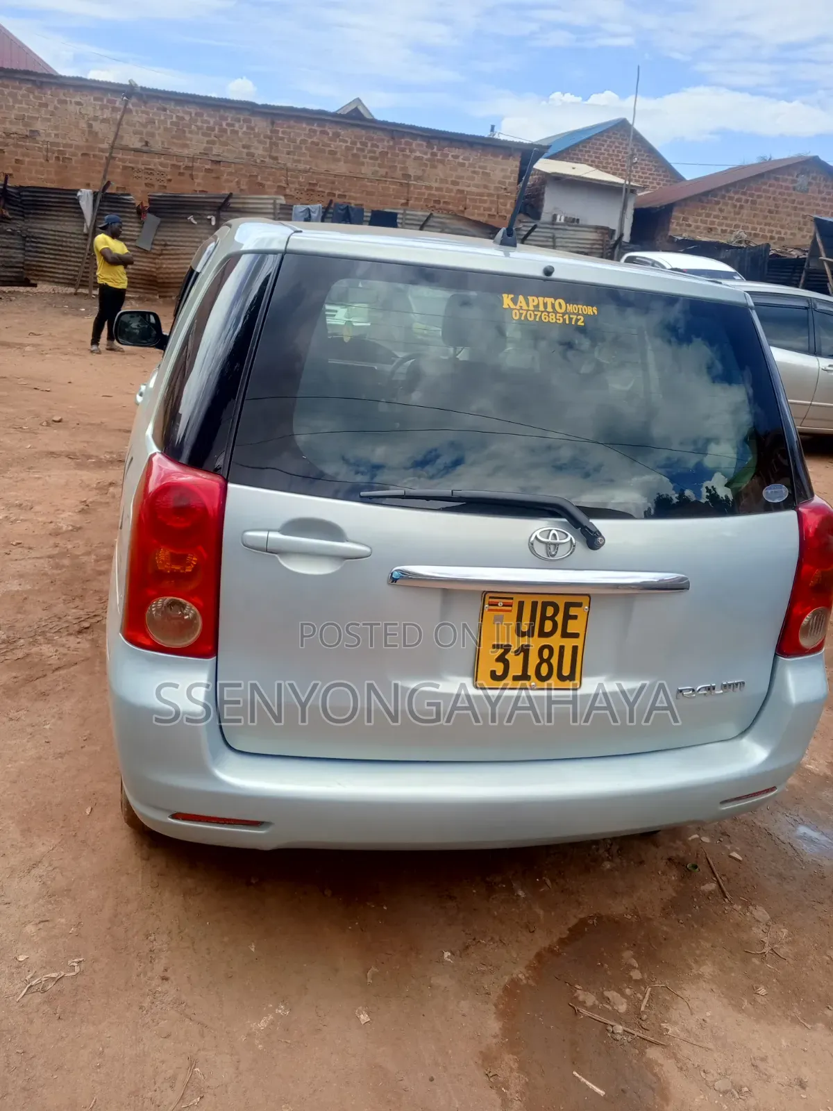 Toyota Raum 2007 Silver