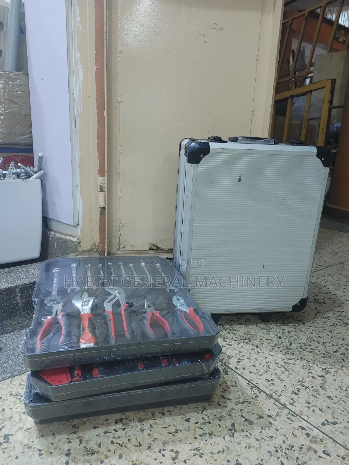 80 Pieces Durable Tool Set