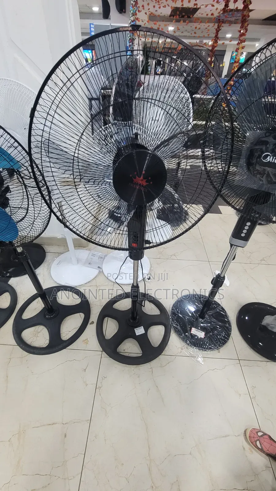 I 8inches Standing Fans