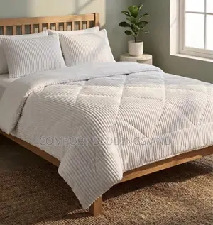 Four Pieces Coral Duvet Cream