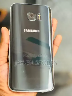 New Samsung Galaxy S7 edge 32 GB Black