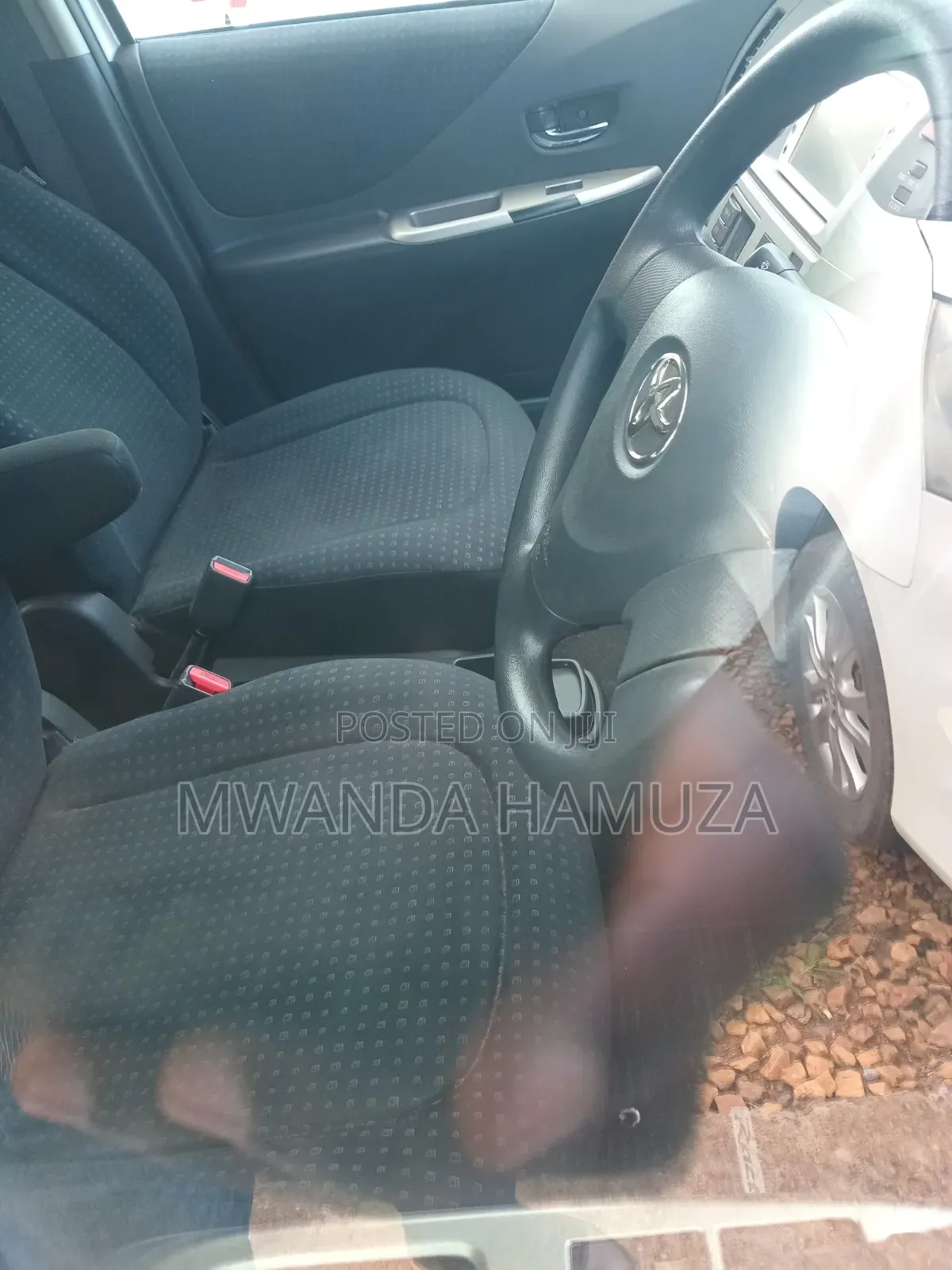 Toyota Ractis 2010 White
