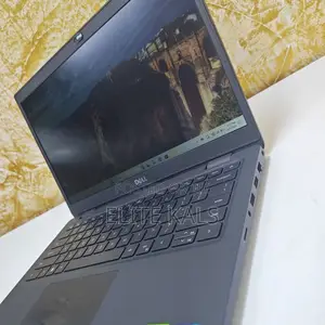 New Laptop Dell Latitude 14 3450 16GB Intel Core i5 SSHD (Hybrid) 512GB