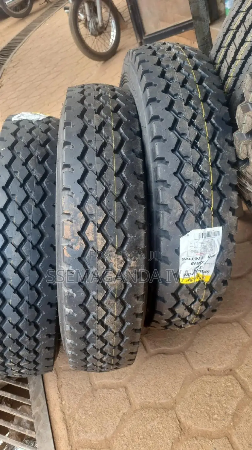 750r16 Dunlop Made in Japan