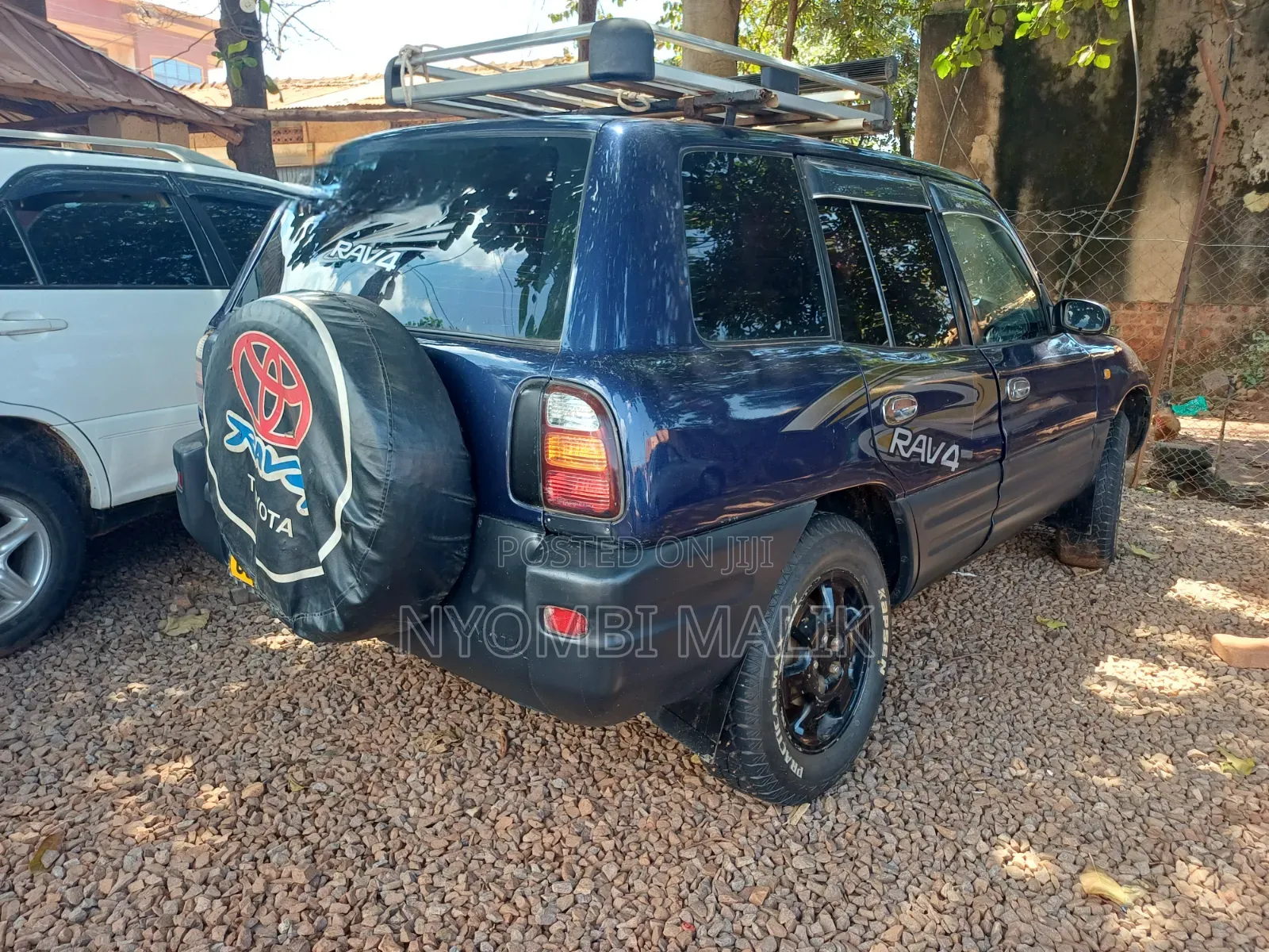 Toyota RAV4 Automatic 2000 Blue