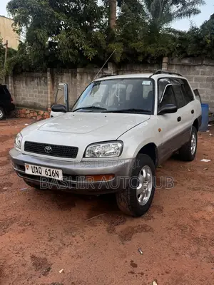 Toyota RAV4 1999 Silver