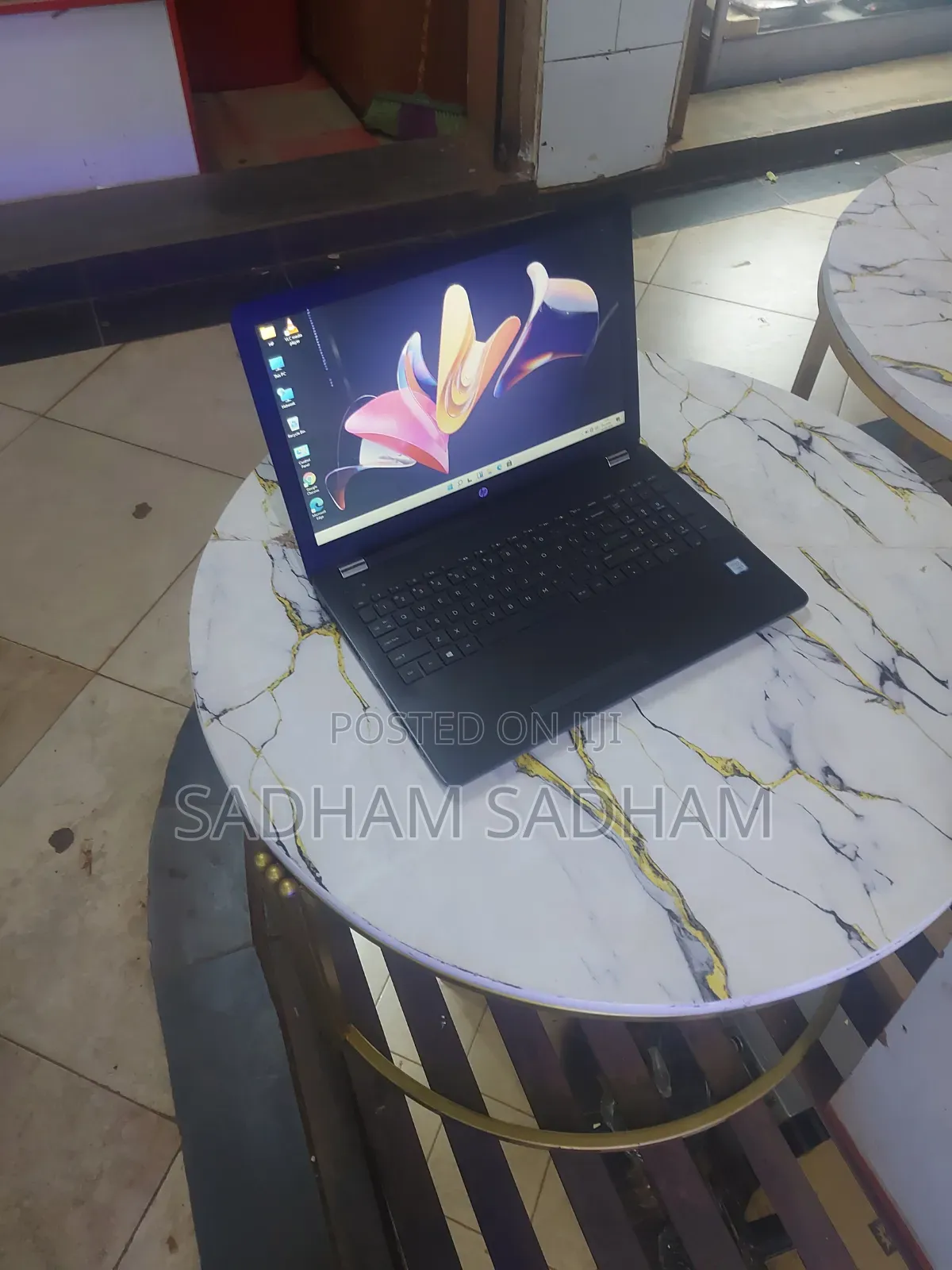 Laptop HP 15-dy1032wm 4GB Intel Core i3 HDD 500GB