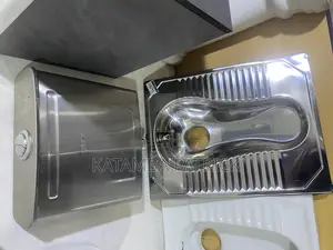 Metallic Squatting Pan
