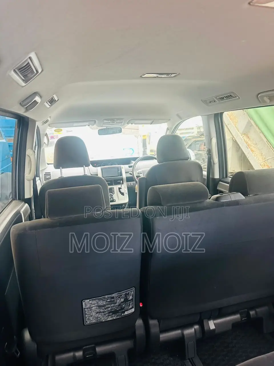Toyota Noah 2011 Blue