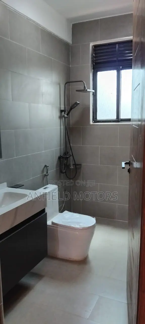 3bdrm Duplex in Duplex Kungu, Kira for sale