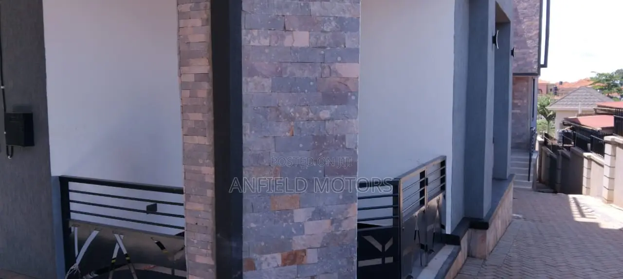3bdrm Duplex in Duplex Kungu, Kira for sale