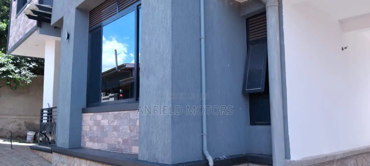 3bdrm Duplex in Duplex Kungu, Kira for sale