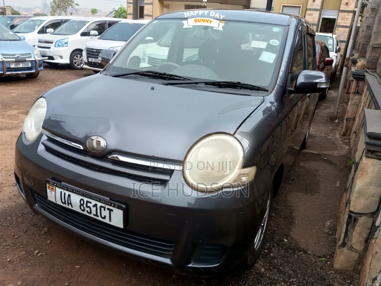 Toyota Sienta 2010 Gray