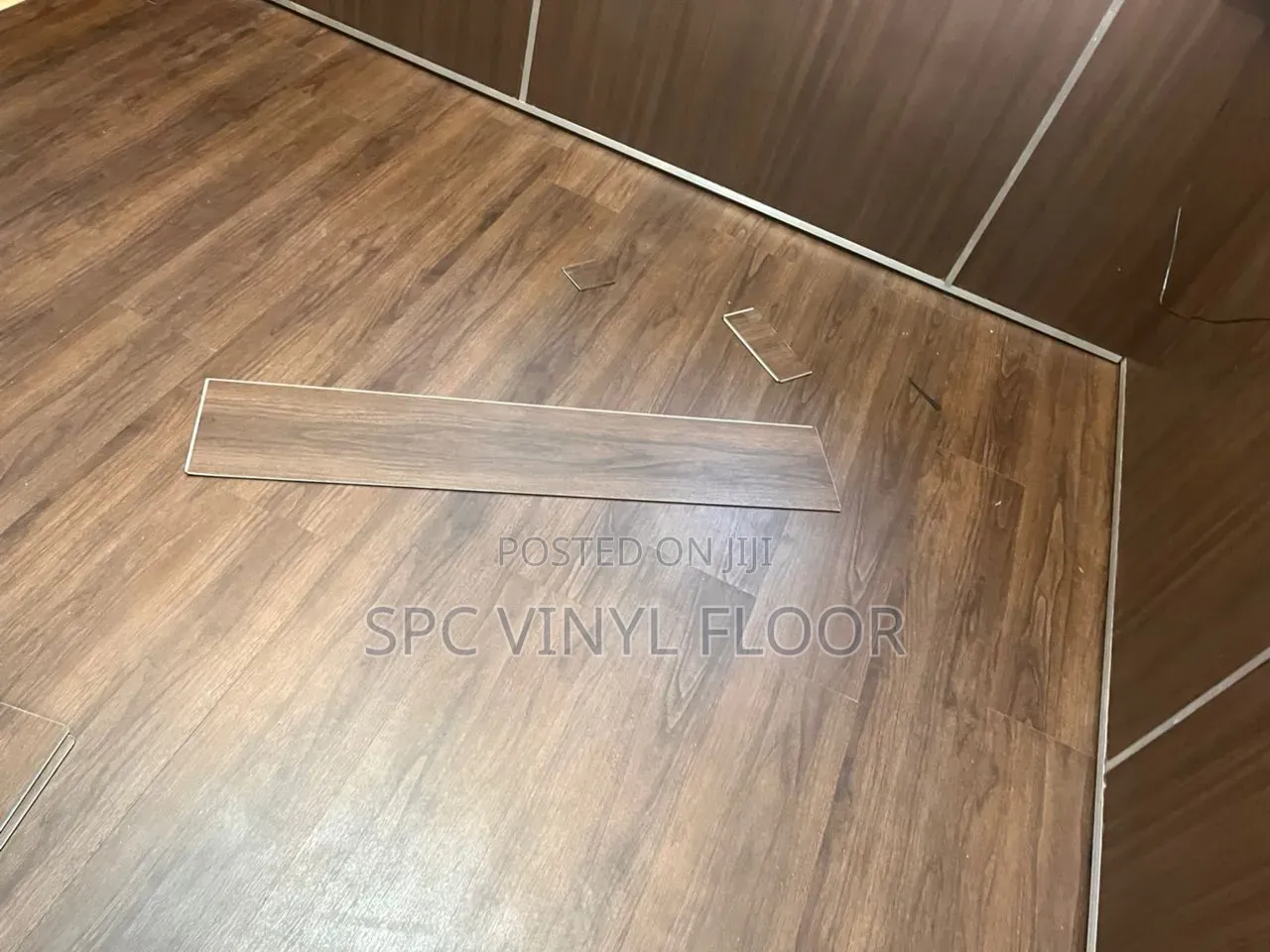 SPC Vinyl Flooring Easy Click-Lock Tiles