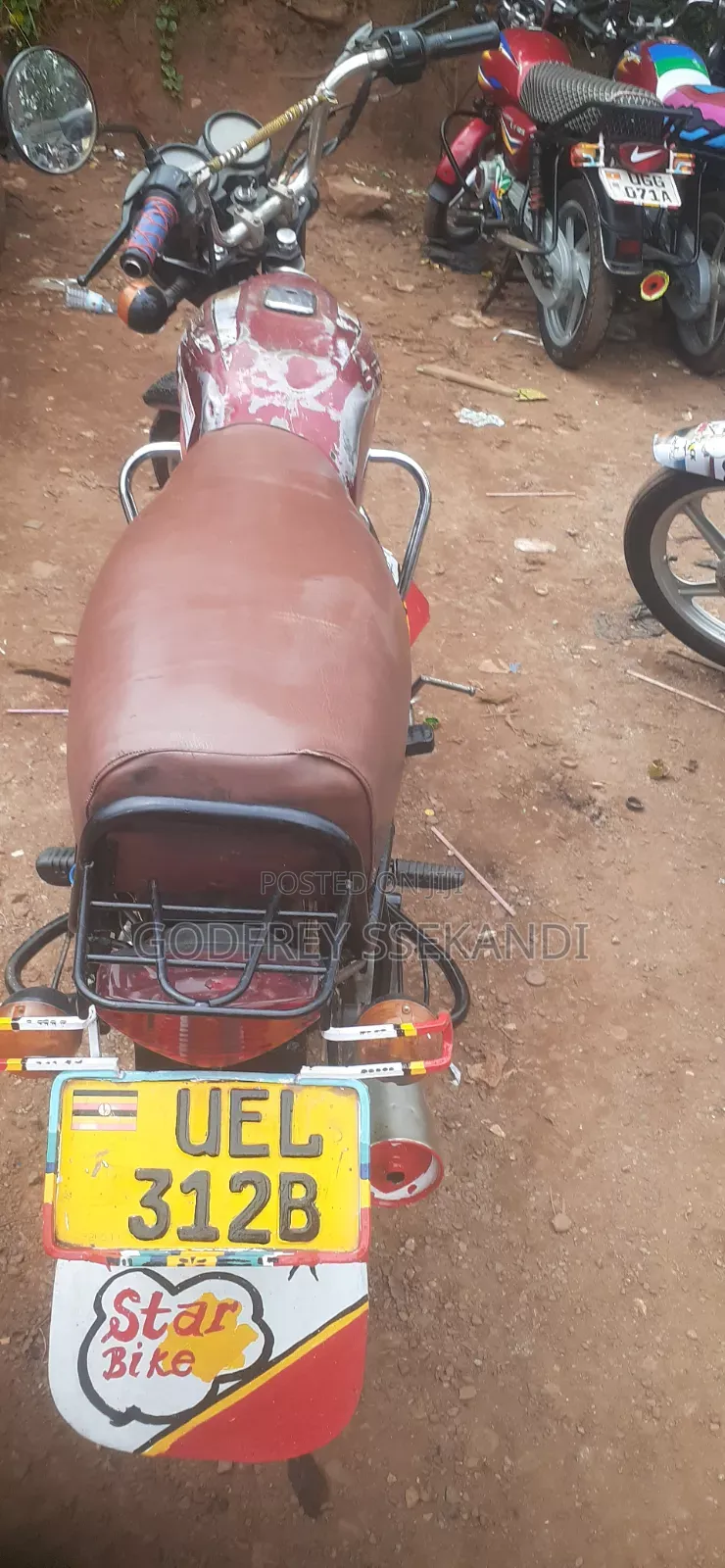 Bajaj Boxer 100 2023 Red