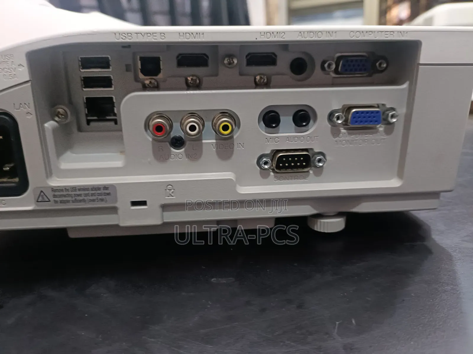 Ultra Wide Projector