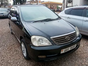 Toyota Nadia 2002 Black