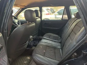 Toyota Corolla G-Touring 2000 Black
