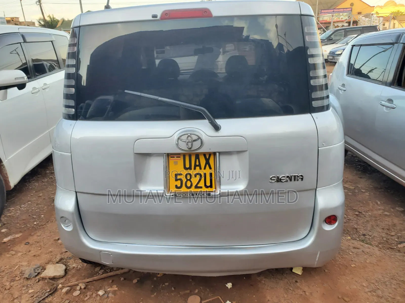 Toyota Sienta 2008 Silver