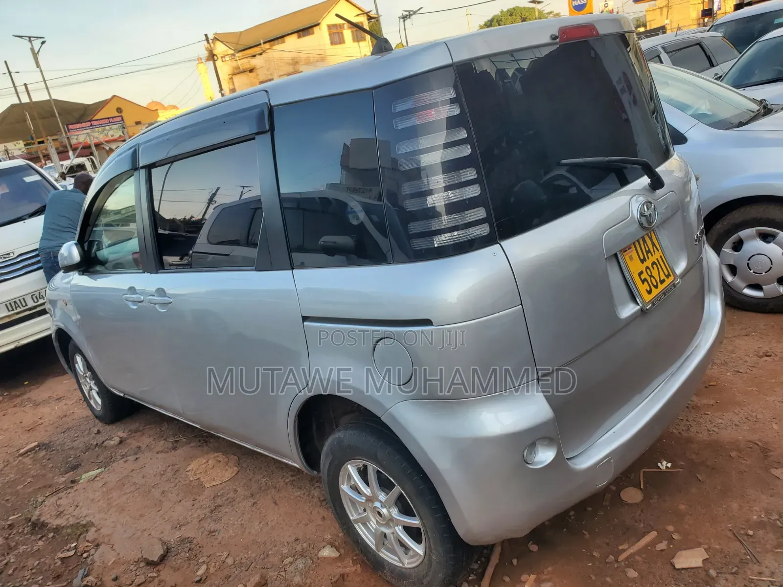 Toyota Sienta 2008 Silver
