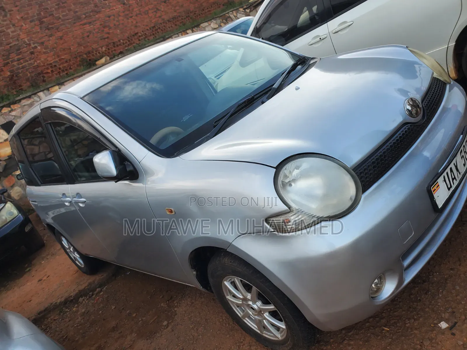 Toyota Sienta 2008 Silver