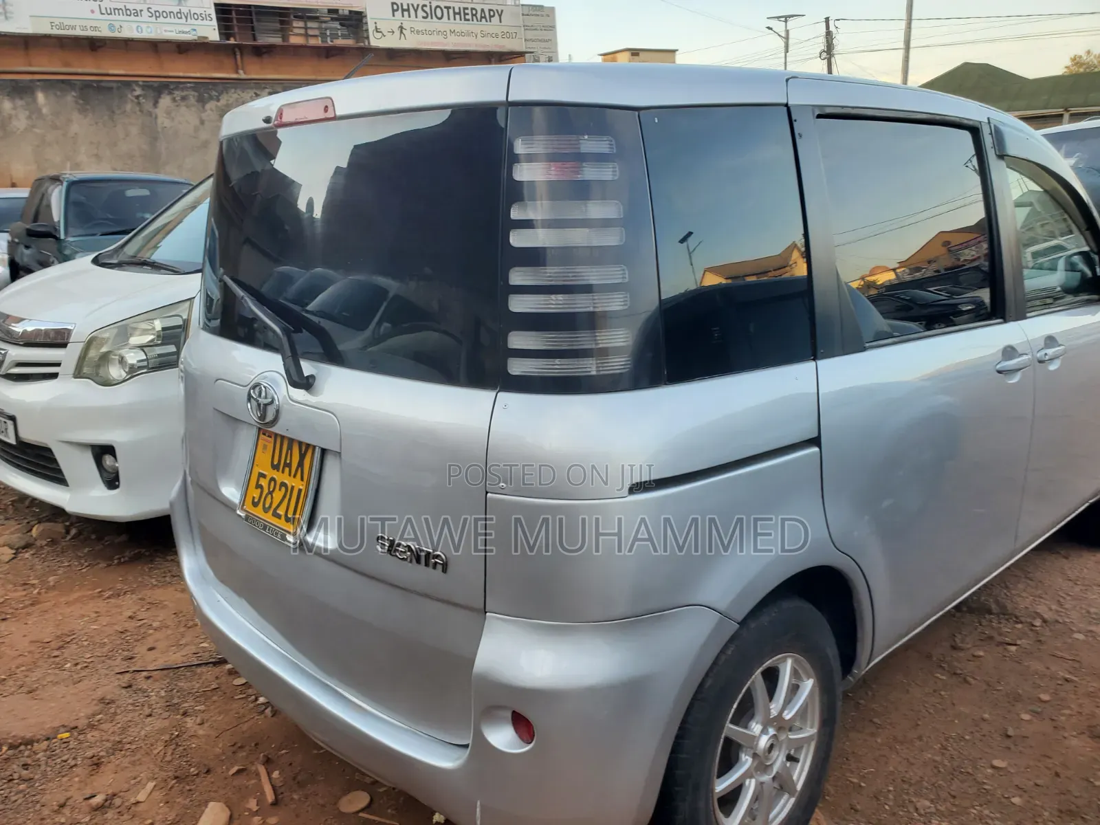 Toyota Sienta 2008 Silver