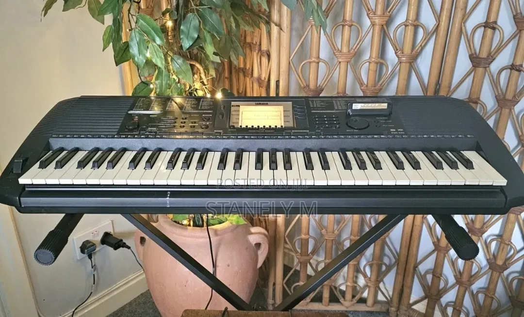 Yamaha PSR 530 Keyboard Piano