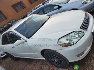 Toyota Mark II 2004 White