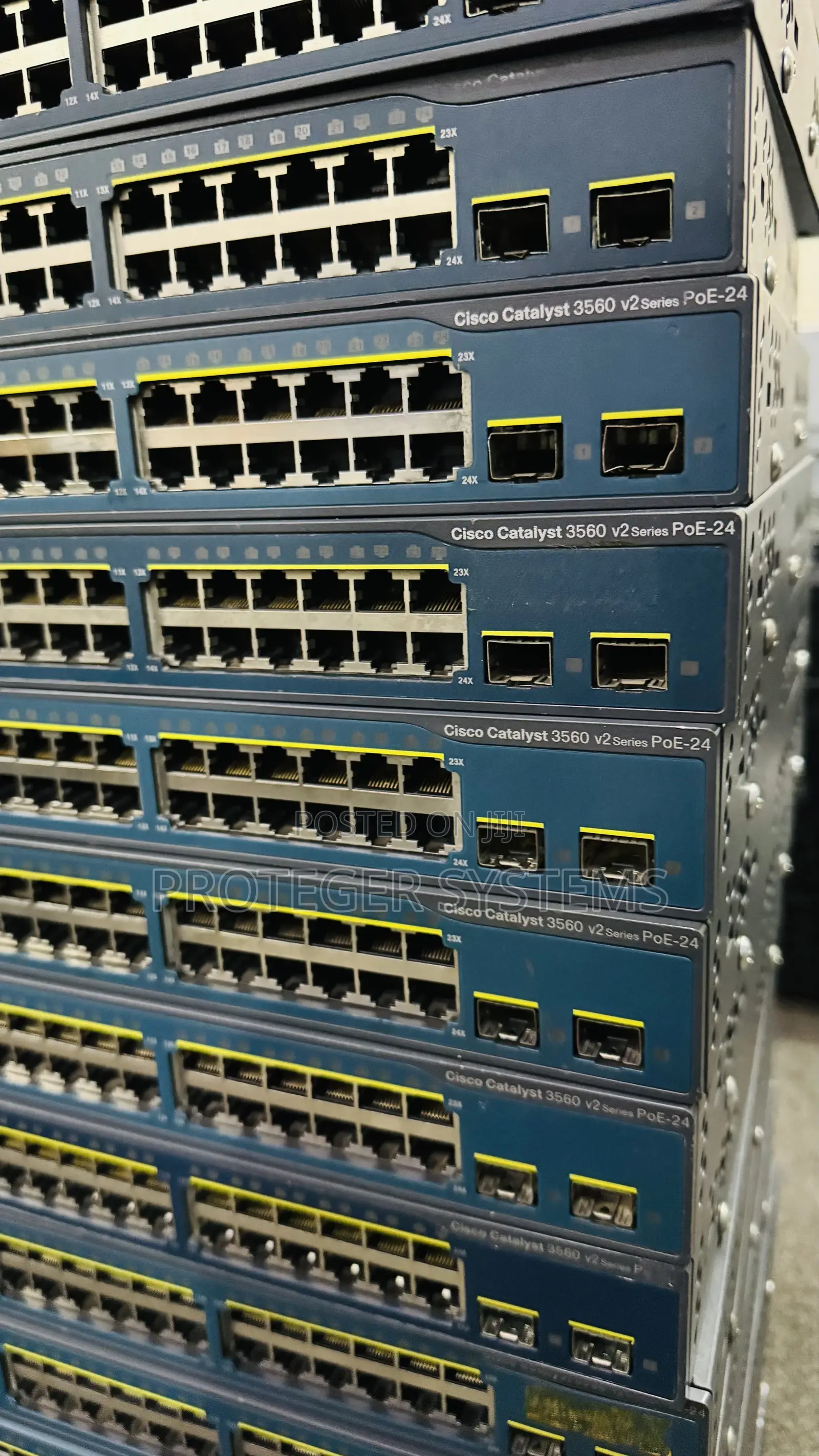 Cisco Catalyst 3560 V2 Series Poe-24 Layer 2 Switch
