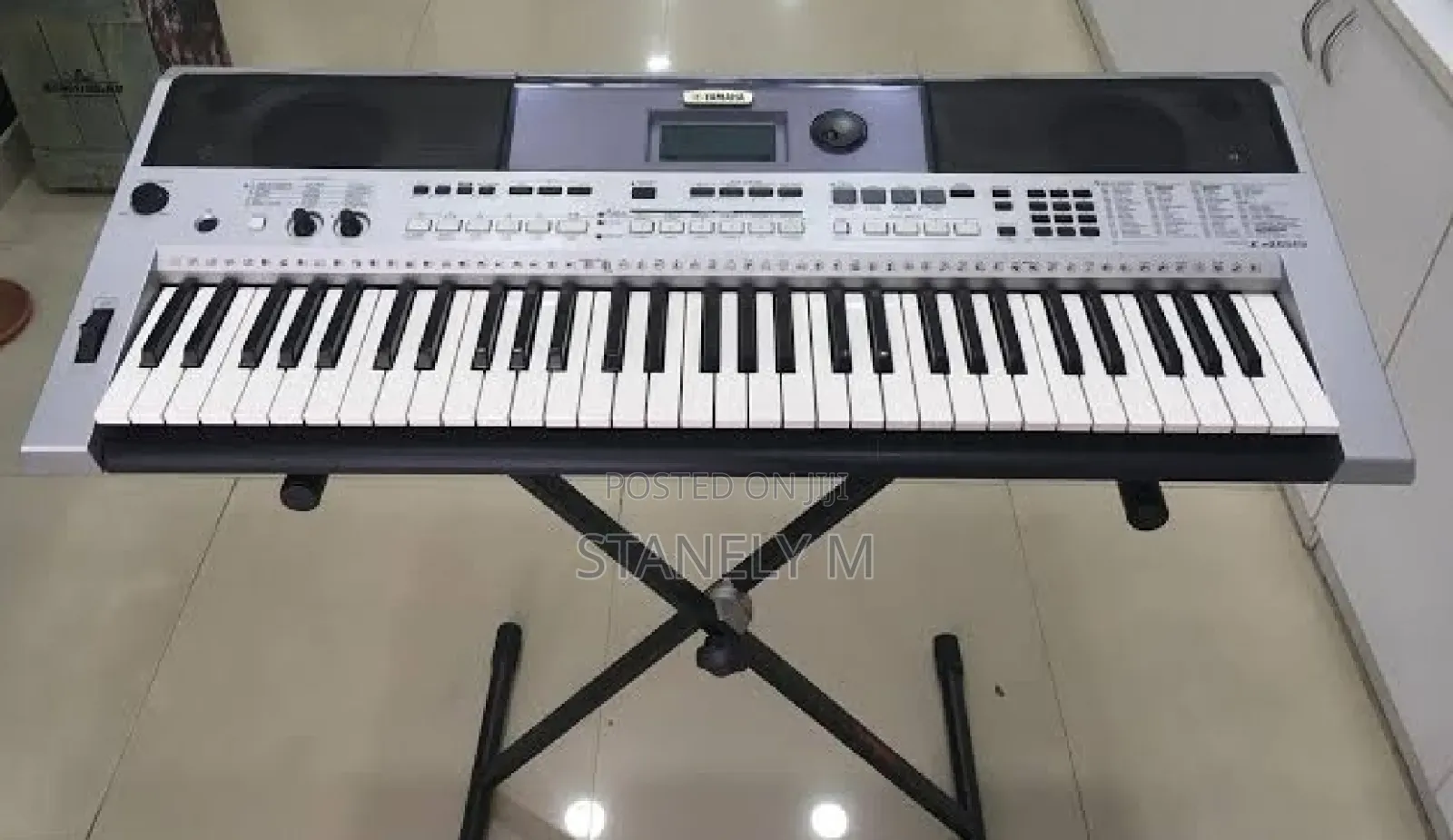 Yamaha PSR I455 Keyboard Piano
