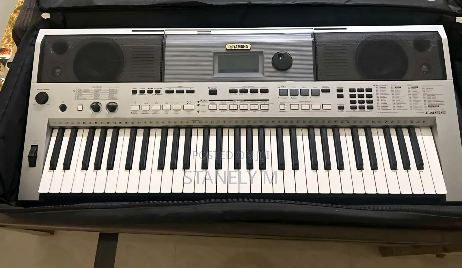 Yamaha PSR I455 Keyboard Piano