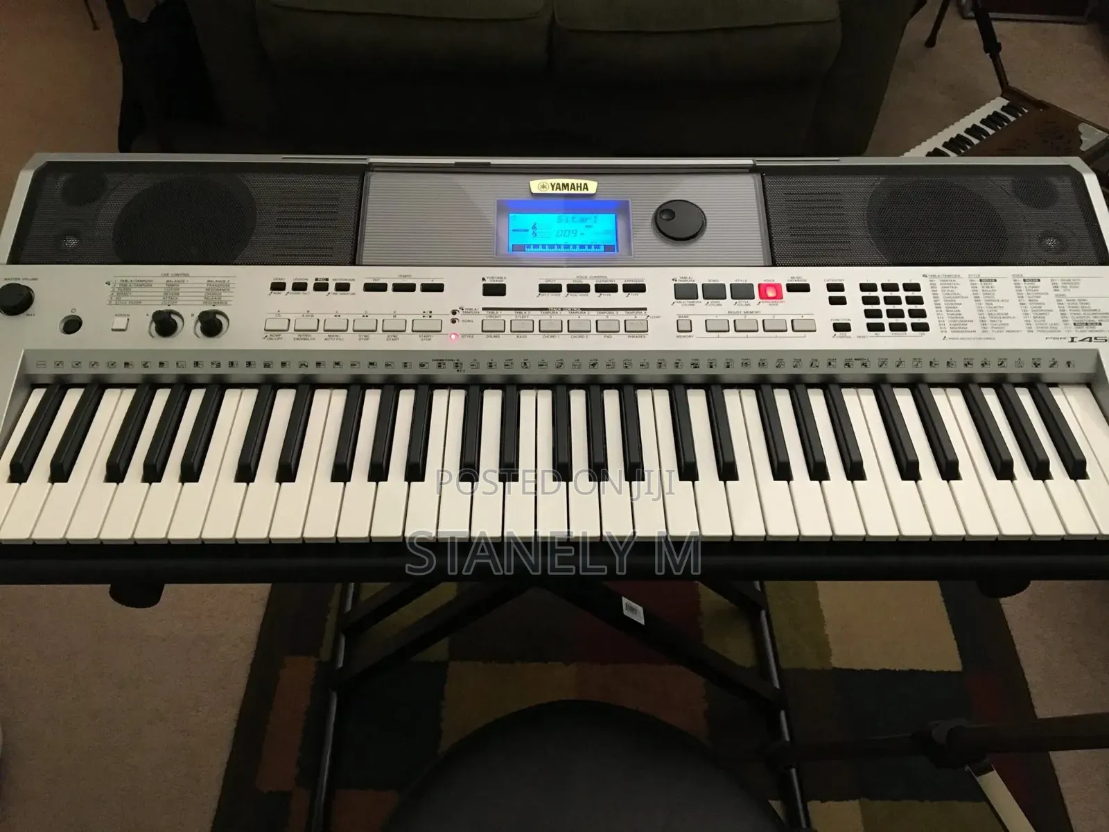 Yamaha PSR I455 Keyboard Piano